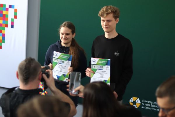 Olimpiada Matematyczna 2025 Dzień IV Olimpiada Matematyczna 2025 Dzień IV