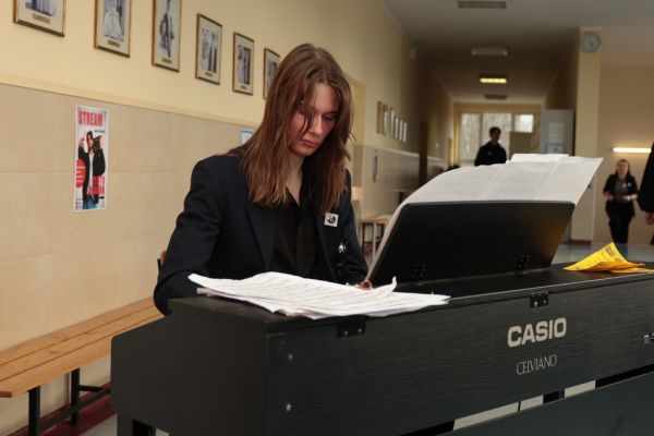 Dzień Otwarty w II LO  -kliknięcie spowoduje powiększenie zdjęcia Dzień Otwarty w II LO