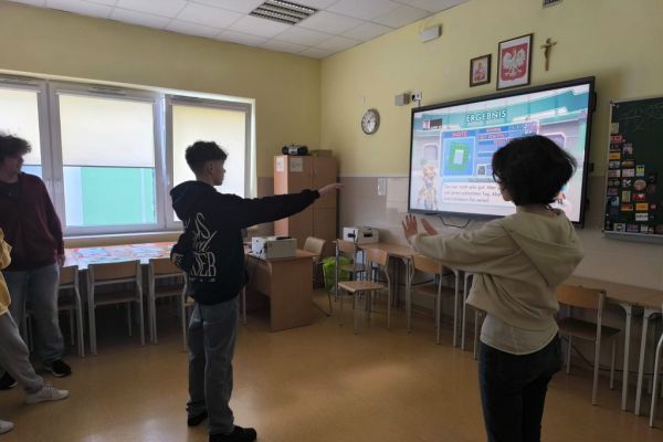 8 kwietnia Dzień Otwarty 2LO-kliknięcie spowoduje powiększenie zdjęcia 8 kwietnia Dzień Otwarty 2LO