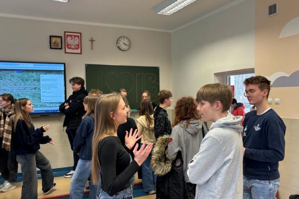 8 kwietnia Dzień Otwarty 2LO -kliknięcie spowoduje powiększenie zdjęcia 8 kwietnia Dzień Otwarty 2LO