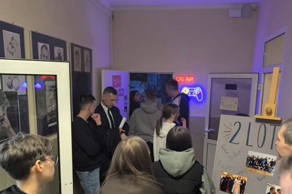 8 kwietnia Dzień Otwarty 2LO-kliknięcie spowoduje powiększenie zdjęcia 8 kwietnia Dzień Otwarty 2LO