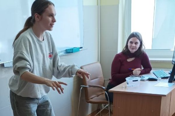 StudenciFilologiiFrancuskiej StudenciFilologiiFrancuskiej