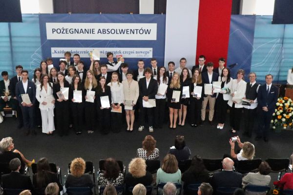 ZakończenieKlas4-2025-01 ZakończenieKlas4-2025-01