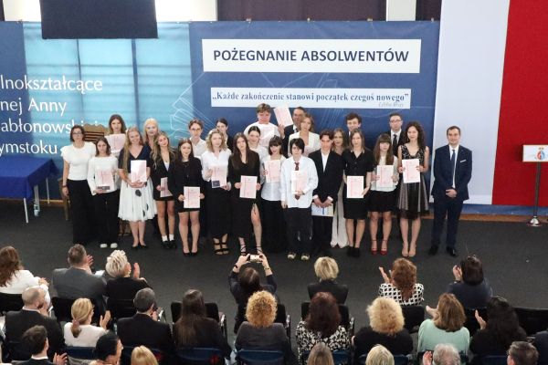 ZakończenieKlas4-2025-01 ZakończenieKlas4-2025-01