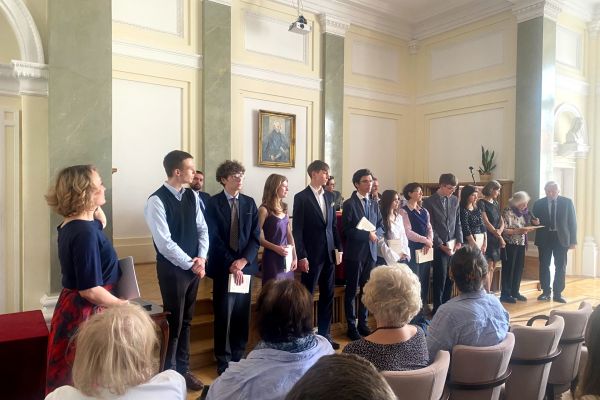 LV Olimpiady Literatury i Języka Polskiego 2025 LV Olimpiady Literatury i Języka Polskiego 2025