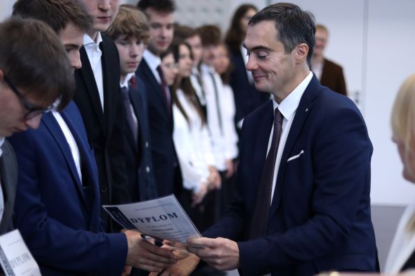 Zakończenie LO 2025 -1 Zakończenie LO 2025 -1