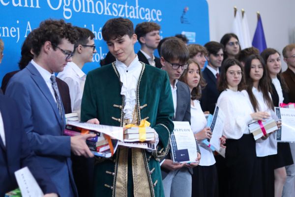 Zakończenie LO 2025 -1 Zakończenie LO 2025 -1