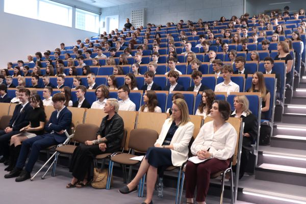 Zakończenie LO 2025 -1 Zakończenie LO 2025 -1