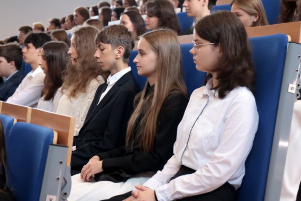 Zakończenie LO 2025 -1 Zakończenie LO 2025 -1