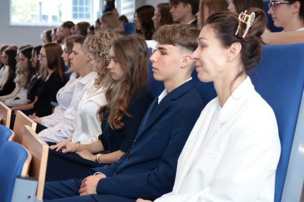 Zakończenie LO 2025 -1 Zakończenie LO 2025 -1