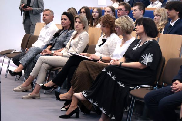 Zakończenie LO 2025 -1 Zakończenie LO 2025 -1