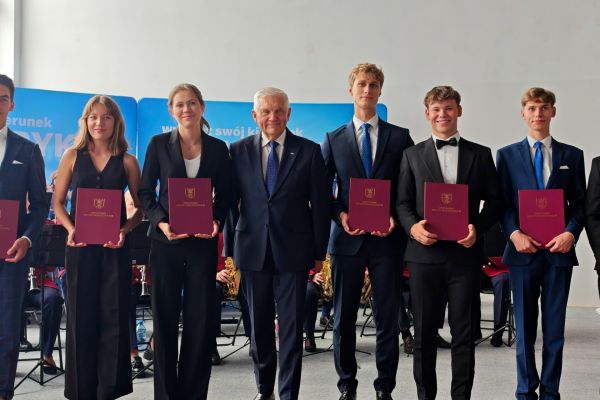 Wręczenie aktów stypendialnych