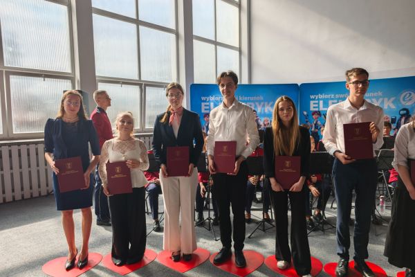 Wręczenie aktów stypendialnych