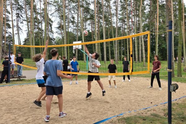 Wyjazd integracyjny klas pierwszych LO 2025