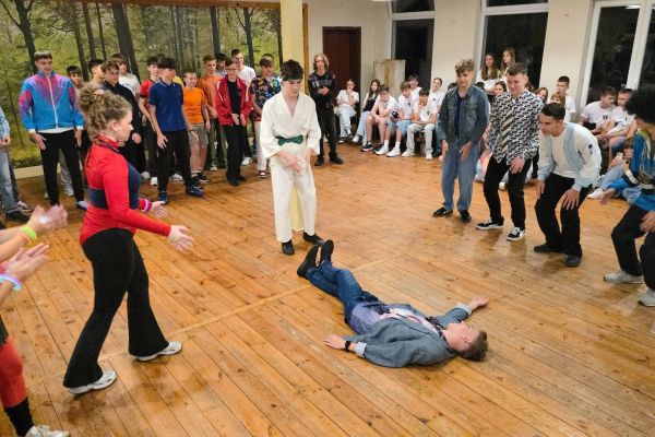 Wyjazd integracyjny klas pierwszych LO 2025