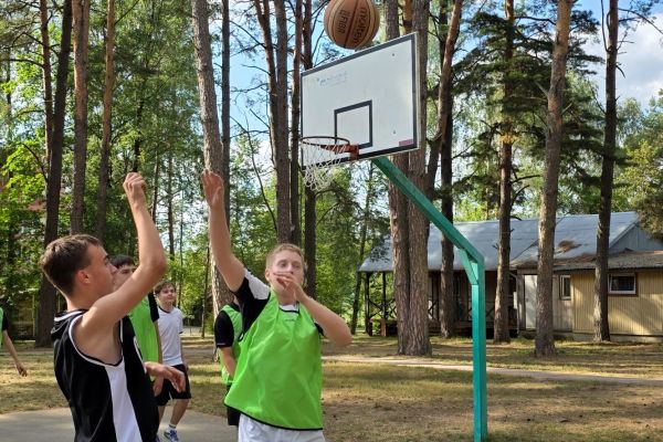 Wyjazd integracyjny klas pierwszych LO 2025