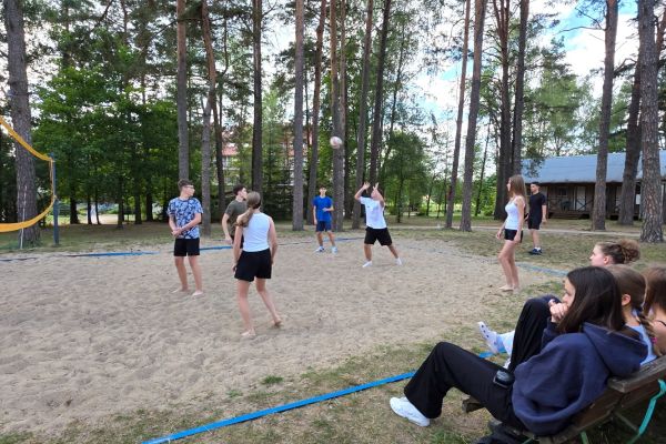 Wyjazd integracyjny klas pierwszych LO 2025