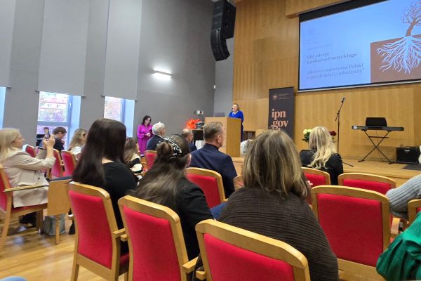 Poetycki debiut uczennic 2025 