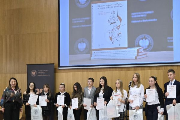 Poetycki debiut uczennic 2025 