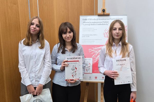 Poetycki debiut uczennic 2025 