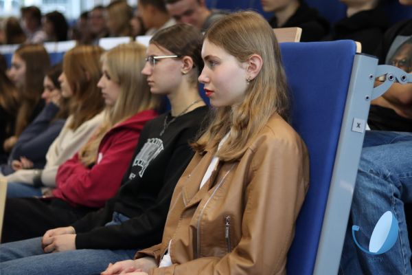 Czy edukacja może zatrzymać dezinformację 2025