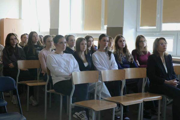 Czy edukacja może zatrzymać dezinformację 2025