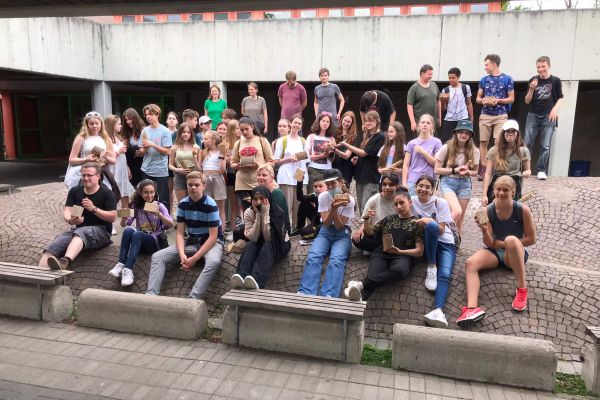 Zdjęcie grupowe, wszyscy uczestnicy Erasmus- kliknięcie spowoduje powiększenie zdjęcia Zdjęcie grupowe, wszyscy uczestnicy Erasmus