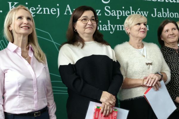 Obchody-DEN-2026