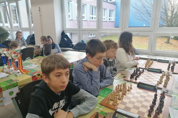 Rozgrywki szachowe - kliknięcie spowoduje powiększenie zdjęcia Rozgrywki szachowe