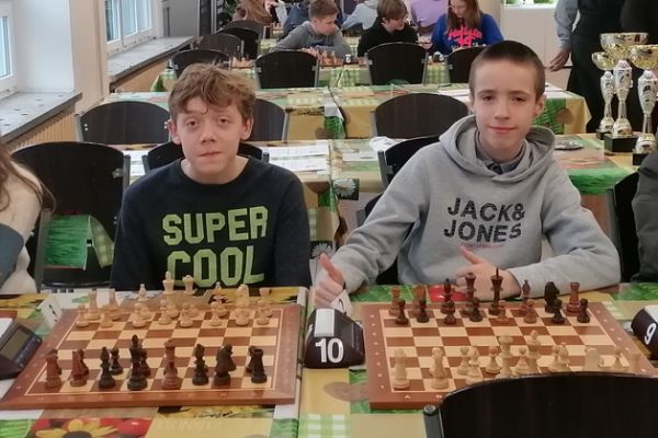 Zawodnicy, od lewej: Samanta Popielnickaja, Szymon Ptaszyński, Piotr Jaszczuk, Piotr Pęksa